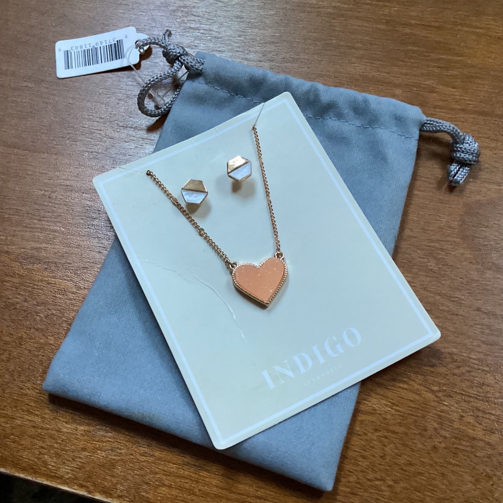 Indigo Authority Elliana Pave Heart Necklace Earring Set Gold Tone